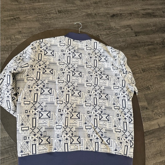 Geometric Patterned Men's Jacket - Picture 2 of 2
